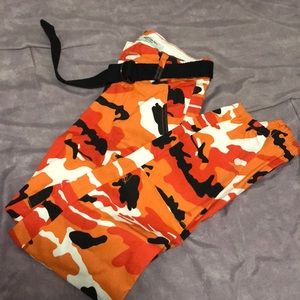 ORANGE CAMO PANTS